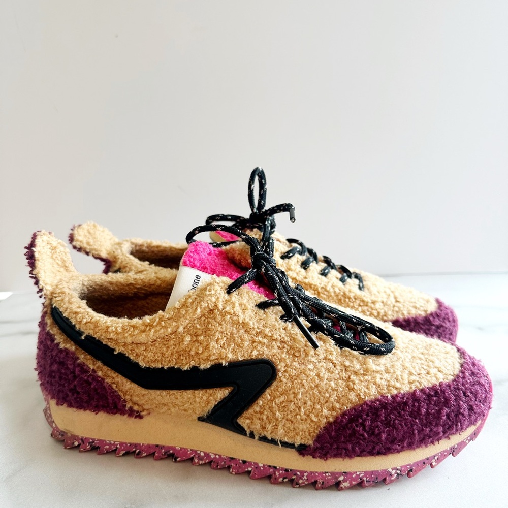 Rag & Bone Retro Runner Sneakers – Bouclé Teddy Texture – Size 38 (US 7.5–8)